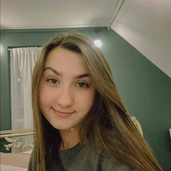 Meet your Posher, Jayla - Picture 1 of 1